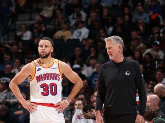 kaiyun-防守效率冲上联盟第一 勇士靠的不只是巴特勒