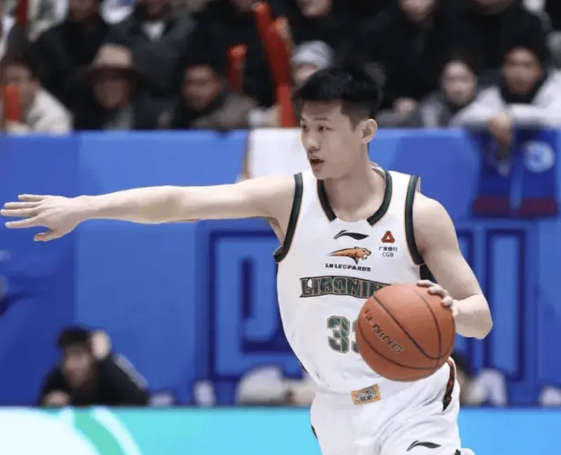 Kaiyun开云官方网站中国登录-王岚嵚全场12中5，三分6中2得到14分1篮板4助攻